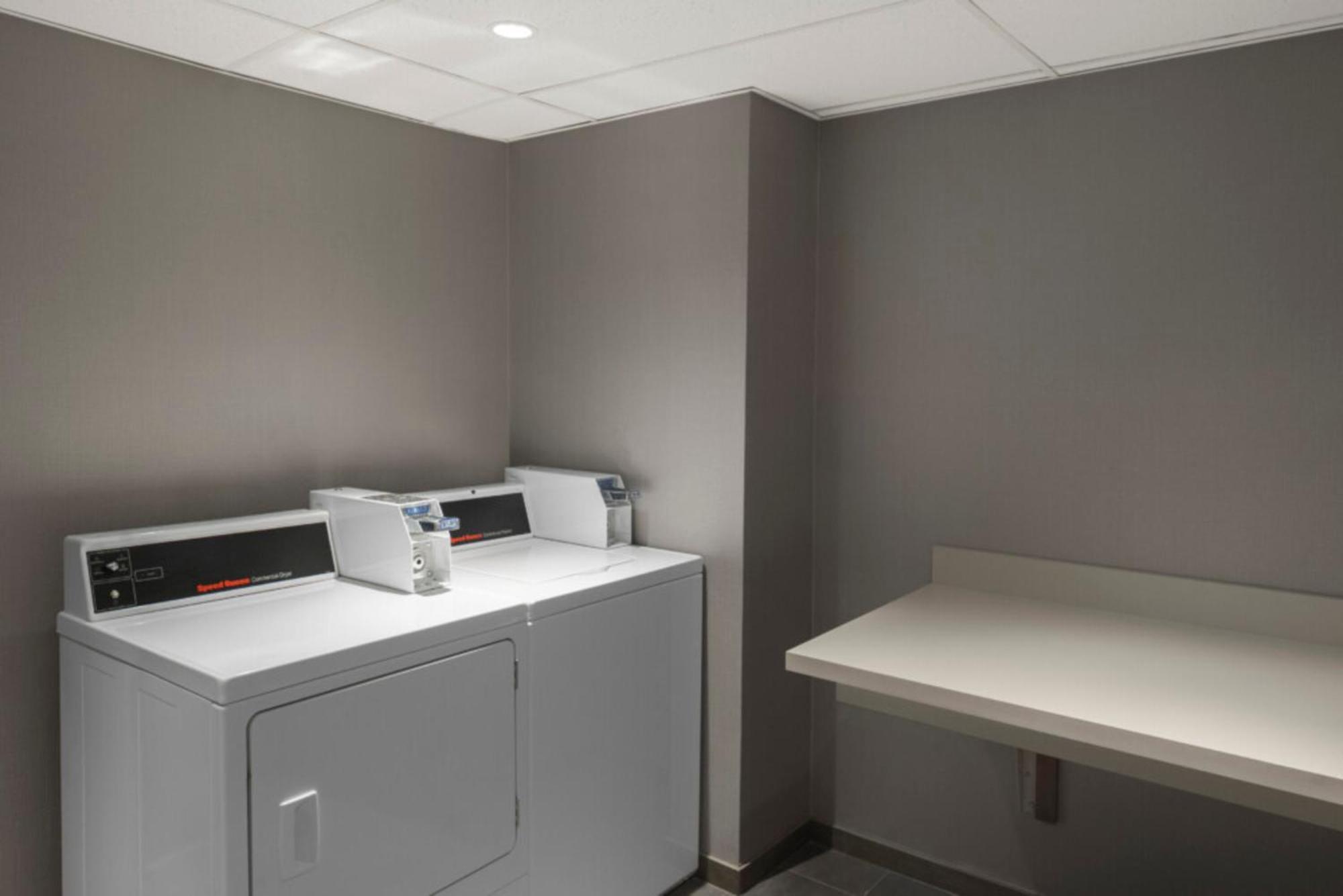 Courtyard By Marriott Chicago At Medical District-Uic Hotel Buitenkant foto